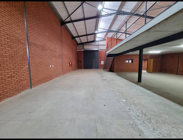 432M² WAREHOUSE TO LET IN ORMONDE